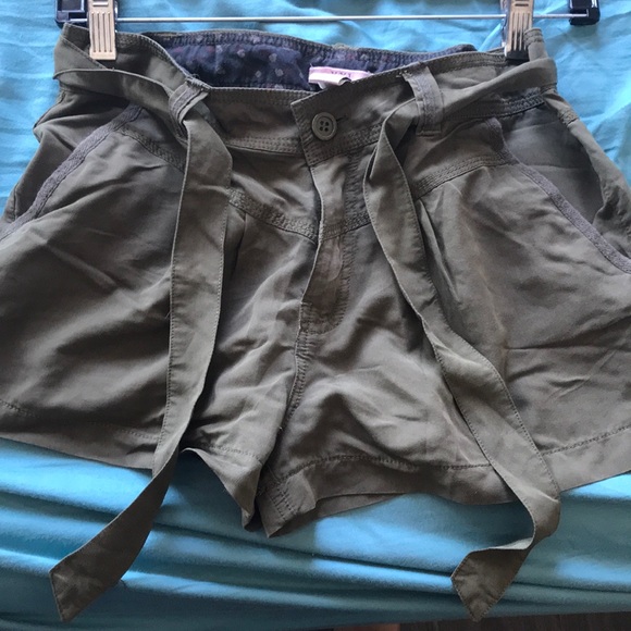 Forever 21 Shorts - Picture 4 of 4